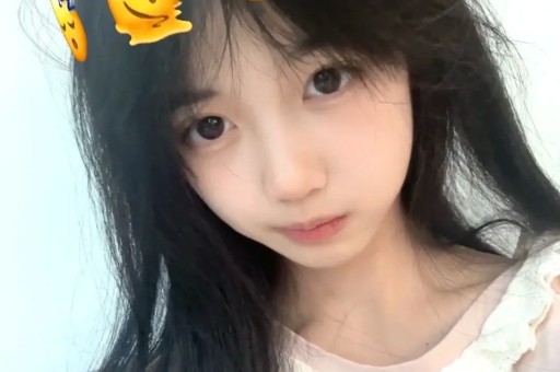 大爷参加浙江景区“上课偷吃大赛”一口没吃全程认真看书听课网友:仿若回到了自己还是孩子的时候如果这是真的就好了 大爷参加浙江景区“上课偷吃大赛”一口没吃全程认真看书听课网友:仿若回到了自己还是孩子的时候如果这是真的就好了