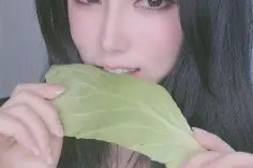 真炸了!刚官宣二胎老公却公开出轨女助理… 真炸了!刚官宣二胎老公却公开出轨女助理…